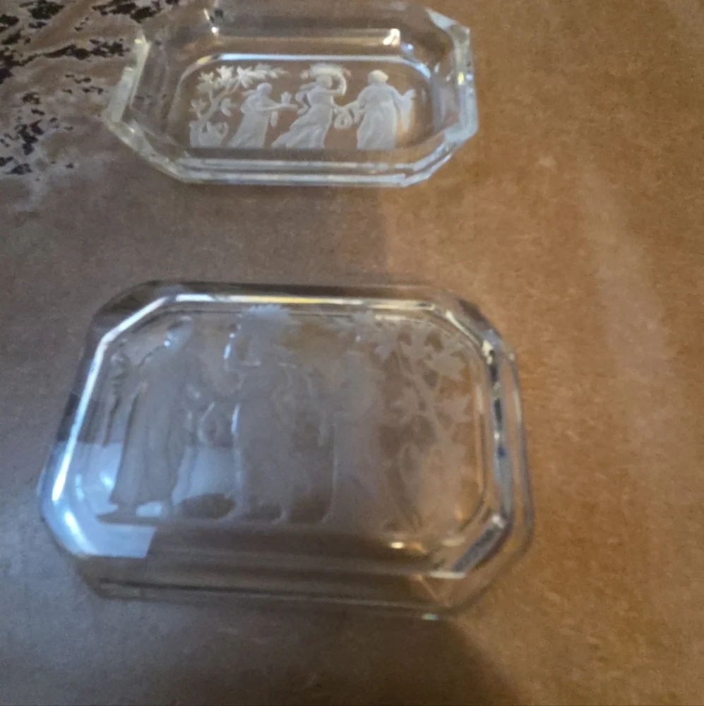 2 Vintage Crystal Intaglio Salt Cellar Dish Three‎ Graces Greek Style Cut Glass